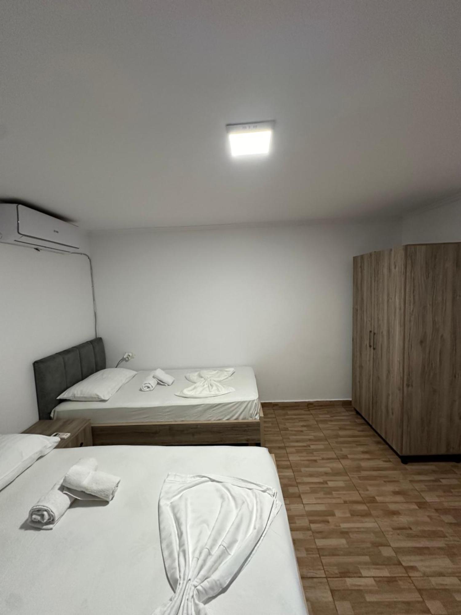 Elby Apartments Berat Exterior foto